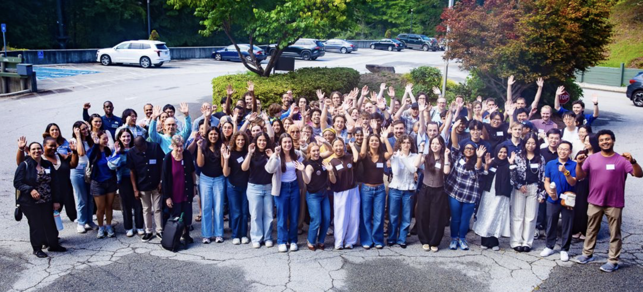 Students and faculty at Unicoi posing for a photo.